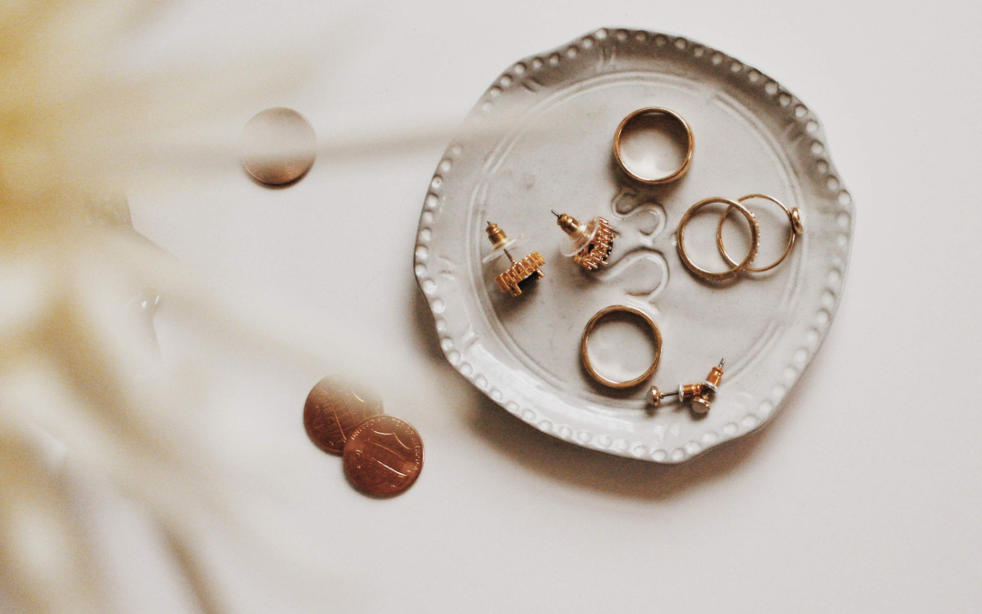 Everything You Should Know About Artificial Jewelry